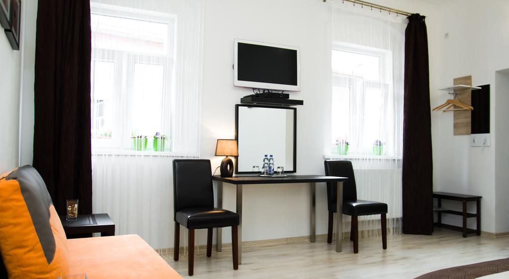 Leo Apartment Bratislava Exterior photo