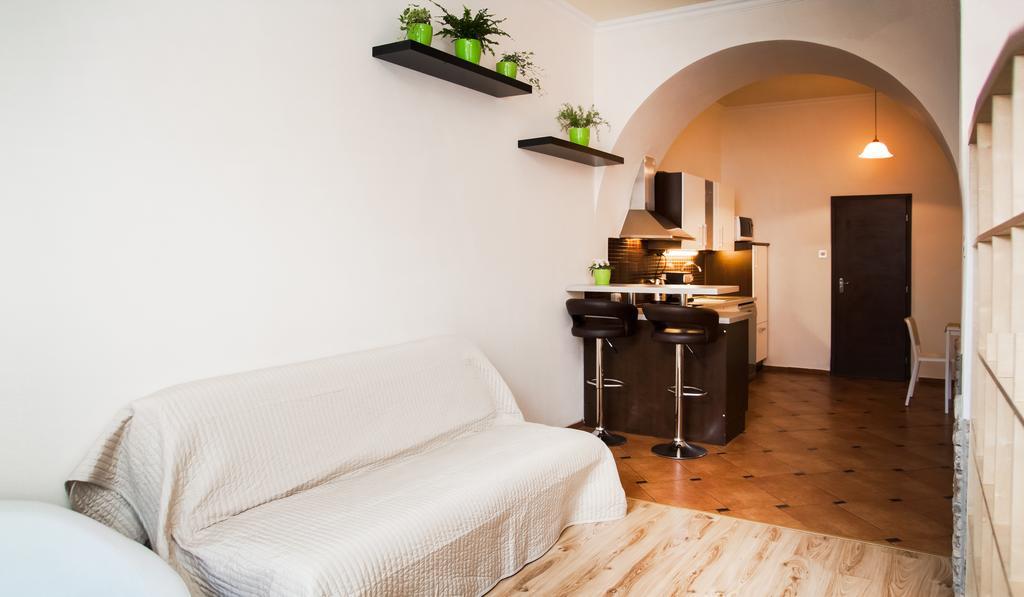 Leo Apartment Bratislava Exterior photo